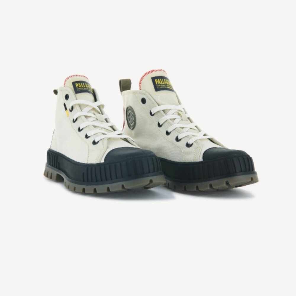 Palladium High-top white boot